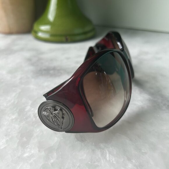 Gucci Sunglasses - Picture 5 of 5